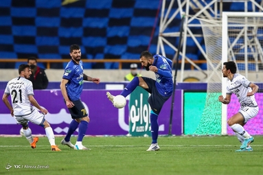 لیگ برتر فوتبال/ استقلال تهران ۲ – گل‌گهر سیرجان ۱
