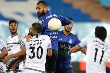 لیگ برتر فوتبال/ استقلال تهران ۲ – گل‌گهر سیرجان ۱