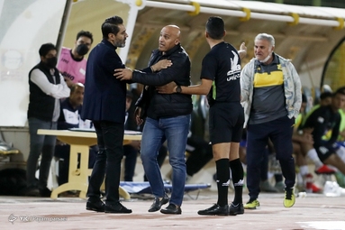 لیگ برتر فوتبال/ صنعت نفت آبادان  - پرسپولیس تهران