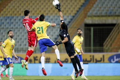 لیگ برتر فوتبال/ صنعت نفت آبادان  - پرسپولیس تهران