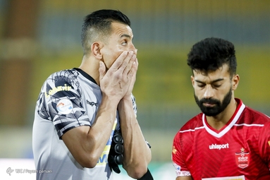 لیگ برتر فوتبال/ صنعت نفت آبادان  - پرسپولیس تهران