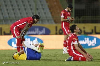 لیگ برتر فوتبال/ صنعت نفت آبادان  - پرسپولیس تهران