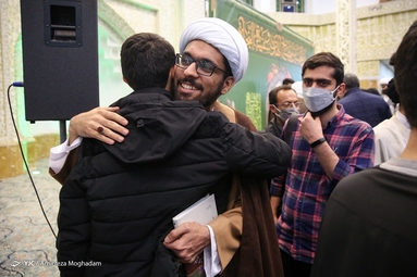 مراسم عمامه گذاری طلاب مدرسه علمیه امام خمینی ره