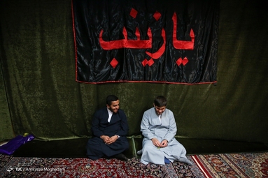 مراسم عمامه گذاری طلاب مدرسه علمیه امام خمینی ره