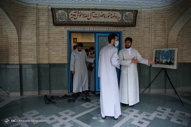 مراسم عمامه گذاری طلاب مدرسه علمیه امام خمینی ره