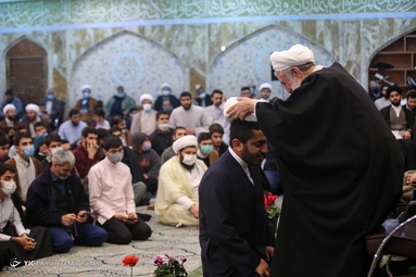 مراسم عمامه گذاری طلاب مدرسه علمیه امام خمینی ره
