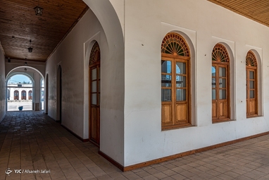 مدرسه تاریخی سعادت - بوشهر