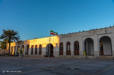 مدرسه تاریخی سعادت - بوشهر