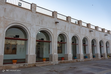 مدرسه تاریخی سعادت - بوشهر