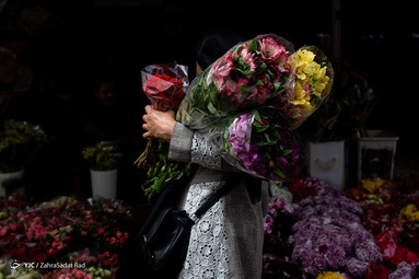 بازار گل محلاتی در آستانه‌ی سال نو