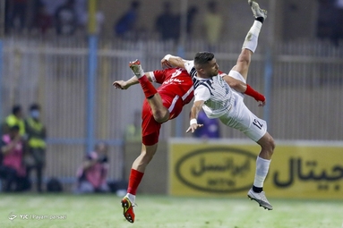 لیگ برتر فوتبال/ نفت مسجد سلیمان ۱ - پرسپولیس ۲
