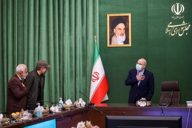 دیدار عوامل فیلم سینمایی موقعیت مهدی با رئیس مجلس شورای اسلامی