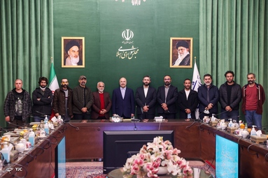 دیدار عوامل فیلم سینمایی موقعیت مهدی با رئیس مجلس شورای اسلامی
