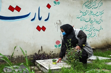 زیارت اهل قبور در پنجشنبه آخر سال ۱۴۰۰ - امامزاده عبدالله  گرگان