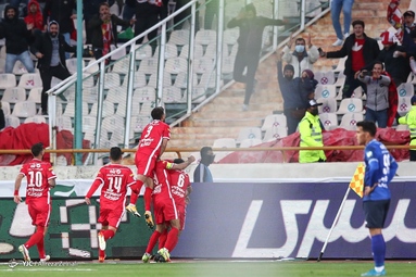 شهرآورد ۹۸/ پرسپولیس ۱ - استقلال ۱