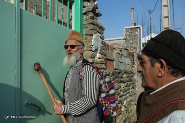 آیین نوروزخوانی در روستا