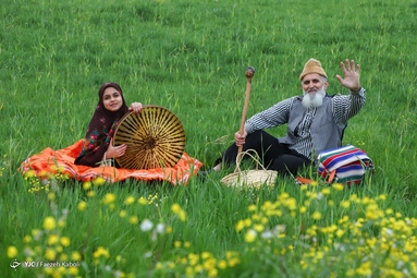 آیین نوروزخوانی در روستا