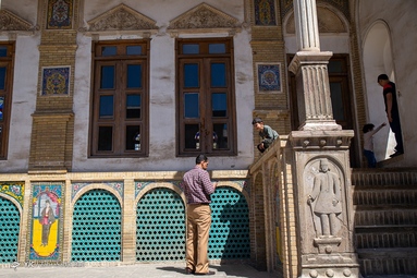 گردشگران نوروزی بنای تاریخی عمارت مسعودیه تهران