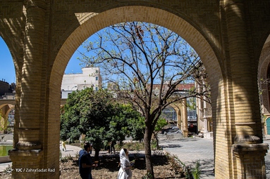گردشگران نوروزی بنای تاریخی عمارت مسعودیه تهران