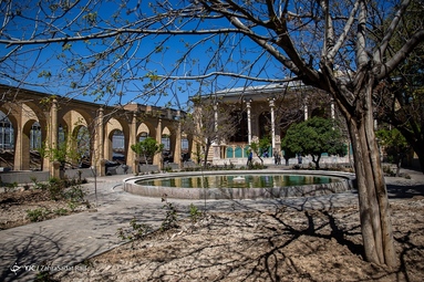 گردشگران نوروزی بنای تاریخی عمارت مسعودیه تهران