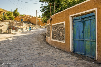 روستای تاریخی عنبران علیای نمین – اردبیل