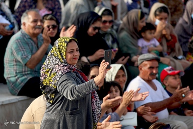 حضور پرشمار مسافران نوروزی - جزیره کیش