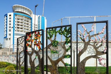 نصب نمادهای نوروزی در شهر گرگان