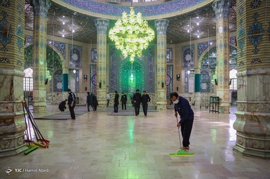 آیین غبارروبی مسجد جمکران در آستانه ماه مبارک رمضان