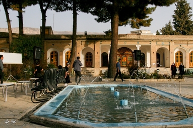 استقبال گردشگران از نمایشگاه صنایع دستی - ایلام