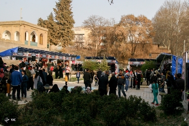 استقبال گردشگران از نمایشگاه صنایع دستی - ایلام