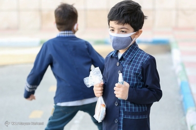 بازگشایی رسمی مدارس پس از دو سال