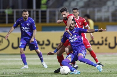 لیگ برتر فوتبال/ پرسپولیس ۰ - هوادار ۰