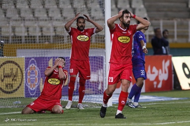 لیگ برتر فوتبال/ پرسپولیس ۰ - هوادار ۰