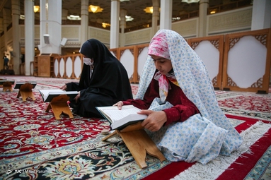 مراسم جزخوانی قرآن کریم در ماه مبارک رمضان - شیراز