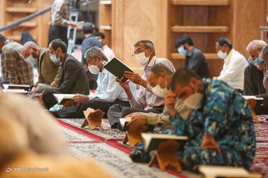 مراسم جزخوانی قرآن کریم در ماه مبارک رمضان - شیراز