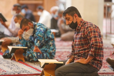 مراسم جزخوانی قرآن کریم در ماه مبارک رمضان - شیراز
