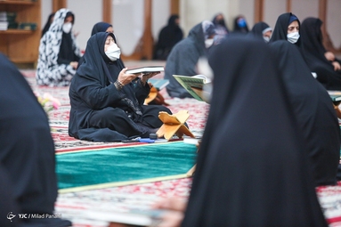 مراسم جزخوانی قرآن کریم در ماه مبارک رمضان - شیراز