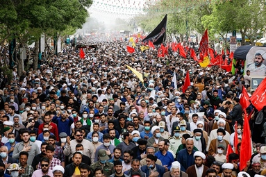 تشییع پیکر روحانی شهید «محمد اصلانی» - حرم رضوی