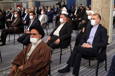 دیدار مسئولان نظام با مقام معظم رهبری
