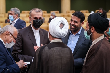 دومین نشست مشترک رئیس جمهور و اعضای هیئت دولت با رئیس و نمایندگان مجلس شورای اسلامی
