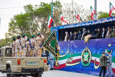 مراسم رژه ۲۹ فروردین سالروز ارتش جمهوری اسلامی ایران - همدان