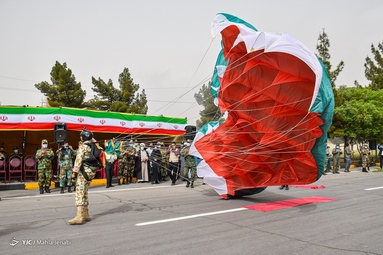 مراسم رژه ۲۹ فروردین سالروز ارتش جمهوری اسلامی ایران - کرمان