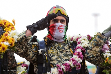 مراسم رژه ۲۹ فروردین سالروز ارتش جمهوری اسلامی ایران - تبریز