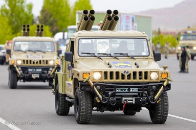 مراسم رژه ۲۹ فروردین سالروز ارتش جمهوری اسلامی ایران - تبریز