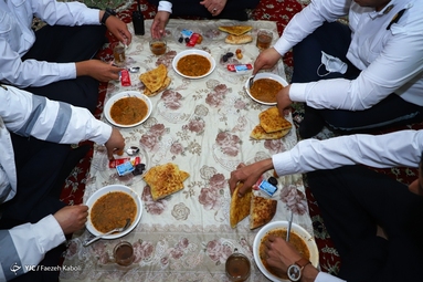 ضیافت افطار در مرکز پلیس راهور - گرگان