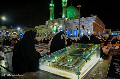 مراسم احیای شب قدر بیست و سوم ماه رمضان ۱۴۰۱ - حرم مطهر حضرت جعفر بن موسی کاظم معروف به «شاهرضا (ع)»