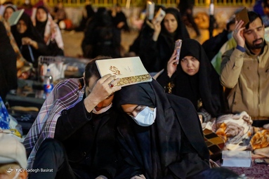 مراسم احیای شب قدر بیست و سوم ماه رمضان ۱۴۰۱ - حرم مطهر حضرت جعفر بن موسی کاظم معروف به «شاهرضا (ع)»