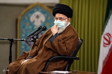 دیدار جمعی از دانشجویان و نمایندگان تشکل‌های دانشجویی با مقام معظم رهبری در حسینیه امام خمینی (ره)