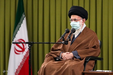 دیدار جمعی از دانشجویان و نمایندگان تشکل‌های دانشجویی با مقام معظم رهبری در حسینیه امام خمینی (ره)