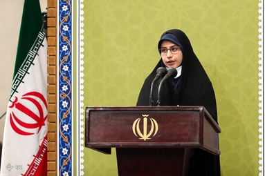 دیدار جمعی از دانشجویان و نمایندگان تشکل‌های دانشجویی با مقام معظم رهبری در حسینیه امام خمینی (ره)